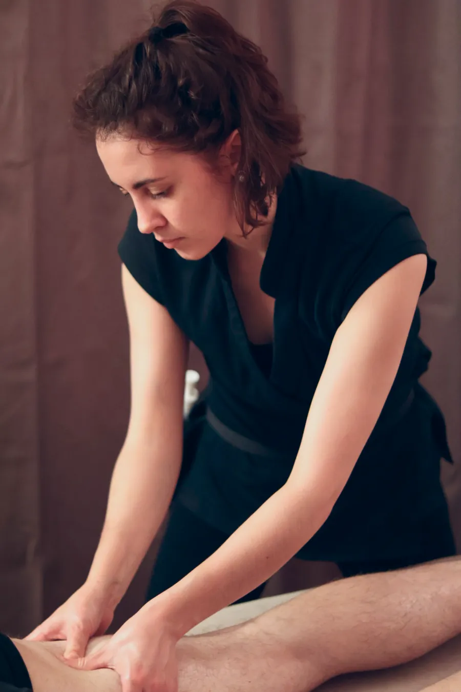 Illionna Letellier pendant un massage bien-être à Angers