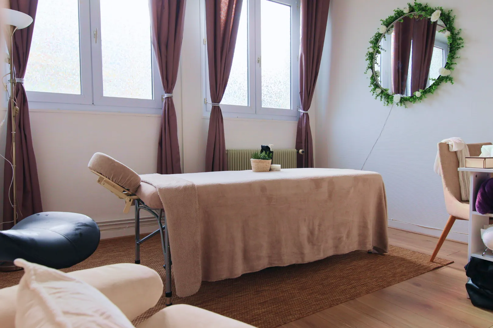 Salle de massage du cabinet Objectif Bien-Être à Angers